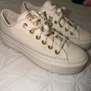 Converse Cream Canvas Low-Top Platform Sneakers with Gold Eyelets